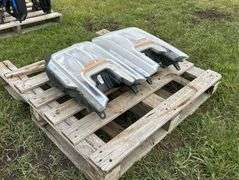 Pair of Ford F150 Headlamp assemblies. JL 3413006A/B, JL 3413025 A/C, *Unreserved*