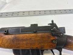 Lee Enfield .303 British Bolt Action Rifle, w/ mag, sn 21703, *Unreserved*