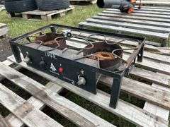 Woods Outfitter 2 Propane Camp Stove (2 burner), approx 1'3"x2'6", *Unreserved*