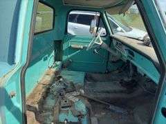 Ford F100 truck body, *Unreserved*