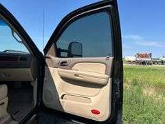 2009 GMC 2500 SLT Duramax Truck *Unreserved*