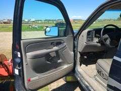 2005 Chevy 2500 HD Crew Cab Truck *Unreserved*