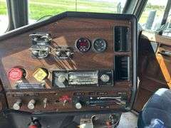1982 Freightliner Semi Truck, *Unreserved*