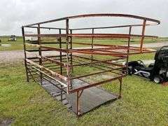 Pickup Truck Stock Rack Approx. 5'6'' x 10'5'' x 5'4'' *Unreserved*