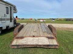 Flatdeck trailer, approx 8 1/2'x18 1/2', bumper pull, *Unreserved*