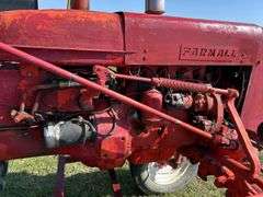 Farmall International IHC 140 off Set Row Tractor Comp. w/ Belly Mount *Unreserved*