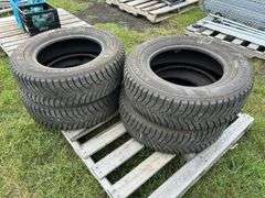 4 Kumho Wintercraft SUV Tires 215/70R16, Unidirectional ice, *Unreserved*