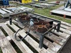 Woods Outfitter 2 Propane Camp Stove (2 burner), approx 1'3"x2'6", *Unreserved*