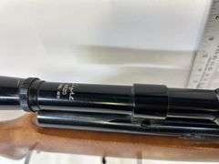 Lakefield Mark III   Auto loader, w/ 4x20 Scope, mag, *Unreserved*