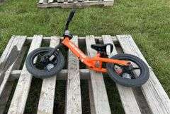 Nakamura Strider Bike, ages 2-4, 2'-3' tall, sn Run1203.23.24022y, *Unreserved*