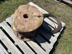 Spool of Cable w/ a 5/8" clevis,  & extra roll of 3/8" cable  *Unreserved*