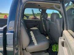 2005 Chevy 2500 HD Crew Cab Truck *Unreserved*