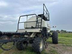 2004 Bourgault 5710 Air Drill & 5300 Air Tank Model #5710-20-47, Product# 2591 *Unreserved*