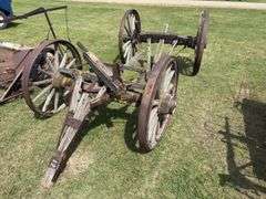 Running Gear wooden spoke axle wheels, *Unreserved*