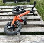 Nakamura Strider Bike, ages 2-4, 2'-3' tall, sn Run1203.23.24022y, *Unreserved*