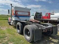 1982 Freightliner Semi Truck, *Unreserved*