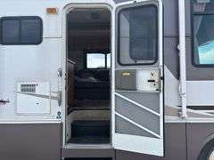 2004 Ford Holiday Rambler Admiral 39'