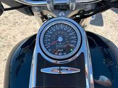 2005 Suzuki Boulevard C90 Motorcycle
