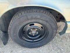 1996 Ford Crown Victoria Car *Unreserved*