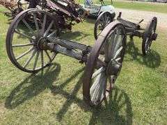 Running Gear wooden spoke axle wheels, *Unreserved*