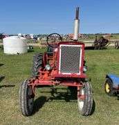 Farmall International IHC 140 off Set Row Tractor Comp. w/ Belly Mount *Unreserved*