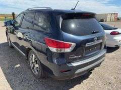 2014 Nissan PathFinder Platinum 4 dr Sport Utility, *Unreserved*