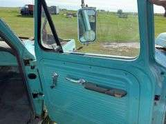 Ford F100 truck body, *Unreserved*