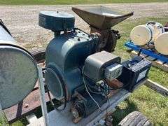Hi Capacity Seed Grinder ( Gas ) *Unreserved*