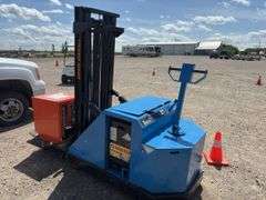 1995 Blue Giant Forklift, LT160W30, *Unreserved*