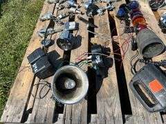 Pallet w/ Assorted Vehicle parts, gauges, lights, horn etc, approx 30 pces, Unreserved*