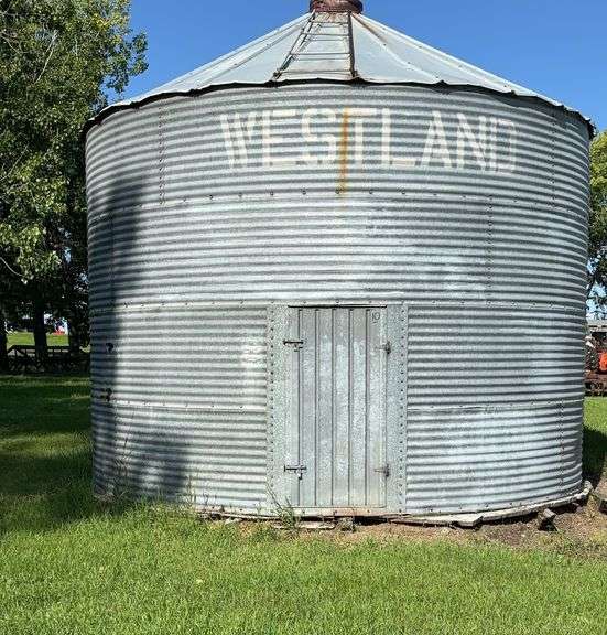 Westland Grain Bin, *OFF SITE*, *Unreserved*