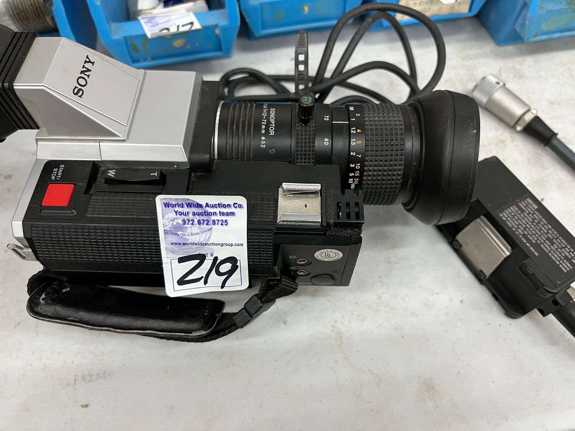 CAMERA, SONY SONOPTOR MODEL CCD-G5 - World Wide Auction Inc
