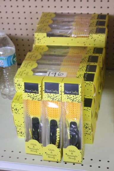 NEO CURLY GLIDE & DETANGLE BRUSH BRAND NEW RETAIL $25 EA