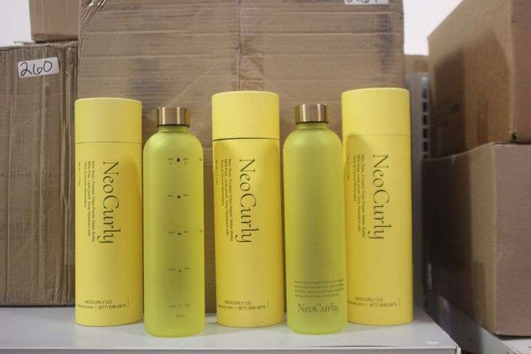 NEO CURLY NON-TOXIC YELLOW FROSTED TRITAN PLASTIC MOTIVATIONAL WATER BOTTLE 24FL OZ BRAND NEW RETAIL $35 EA
