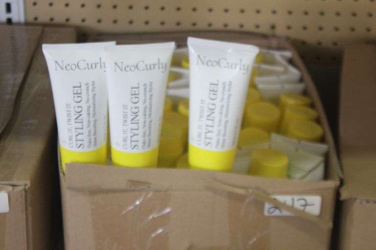 NEO CURLY STEP 3- CURL IT, TWIST IT STYLING GEL 6.7FL OZ BRAND NEW RETAIL $19 EA