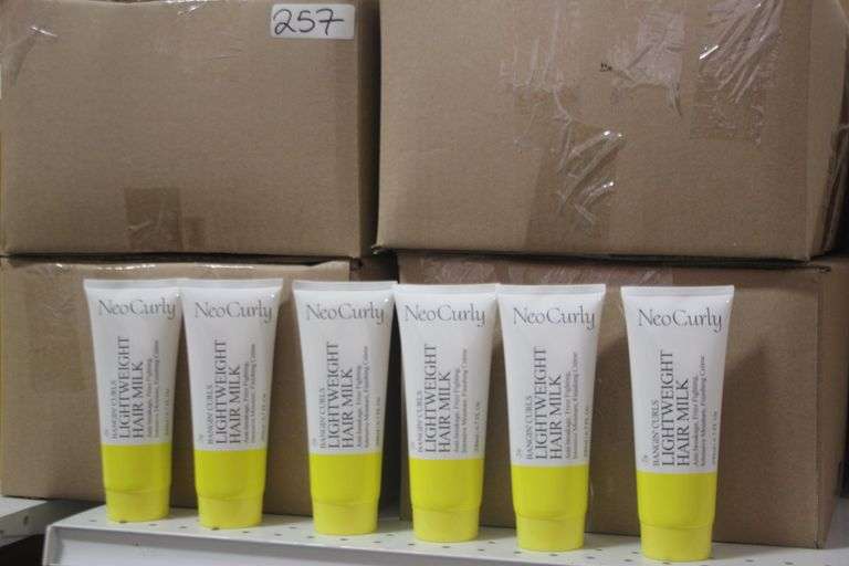 NEO CURLY STEP 2a- BANGING CURLS LIGHTWEIGHT HAIR MILK 6.7FL OZ BRAND NEW RETAIL $19 EA