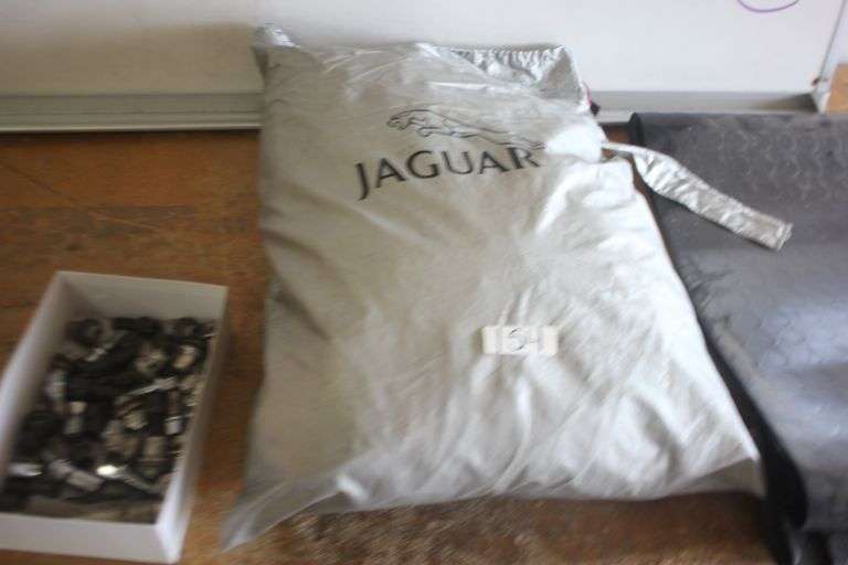 LEXUS 2011 SEDAN CAR COVER IN TRAVEL BAG