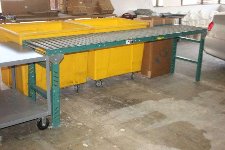 AUTOMATED CONVEYOR SYSTEMS LD-6 CONVEYOR BELT WITH ADJUSTABLE HEIGHT APROX 8'L X 2' X 3'H