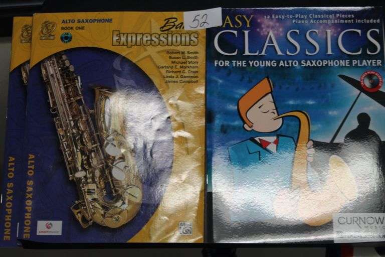 ALTO SAXOPHONE SHEET MUSIC BOOKS INCLUDING BAND EXPRESSIONS & CURNOW MUSIC HAL-LEONARD EASY CLASSICS