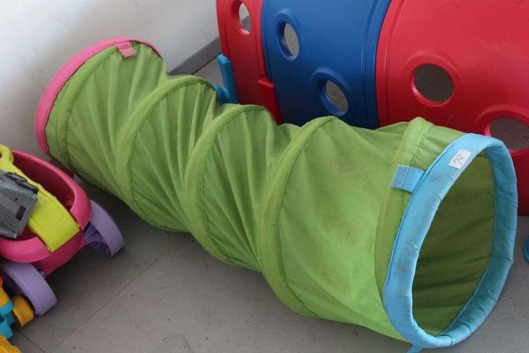 APROX 5' FLEXIBLE PLAY TUBING