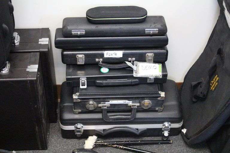 HARD PLASTIC SMALL MUSICAL INSTRUMENT EMPTY CASES INCLUDING LEBLANC, ARMSTRONG, ECT