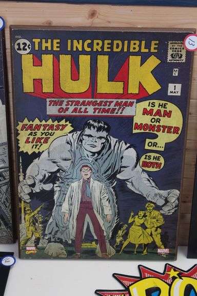 MARVEL COMICS THE INCREDIBLE HULK WOODEN POSTER APROX 12"x18"