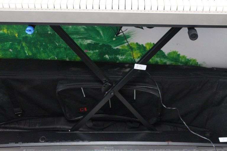 METAL ADJUSTABLE KEYBOARD STAND