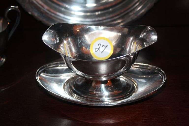 REED & BARTON 4 X GRAVY BOAT & STAND BOTH STAMPED WITH E P N S & EAGLE GLOBE