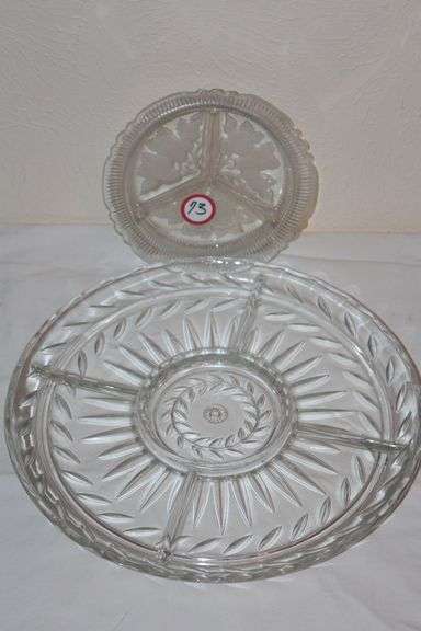 DIVIDED SERVING PLATTERS WITH ENGRAVED DESIGNS