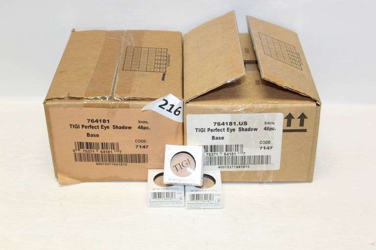 TIGI COSMETICS 764181 PERFECT EYE SHADOW BASE .06OZ