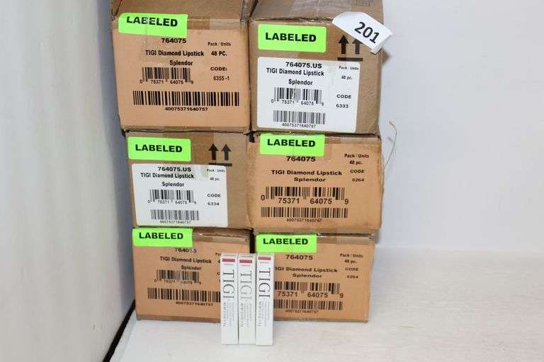 TIGI COSMETICS 764075 DIAMOND LIPSTICK IN SPLENDOR COLOR .14OZ