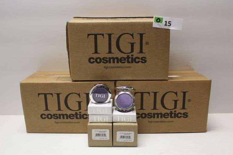 TIGI COSMETICS 764132 HD SINGLE EYESHADOW ROYAL PURPLE COLOR .13OZ