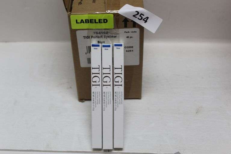 TIGI COSMETICS 764168 PERFECT EYELINER BLUE .04OZ