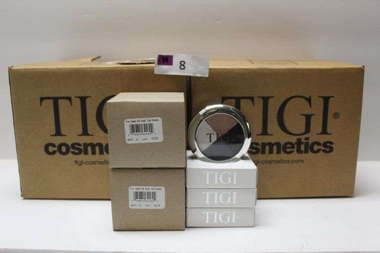 TIGI COSMETICS 764160 SMOKY HOT QUAD EYE SHADOW 0.32OZ